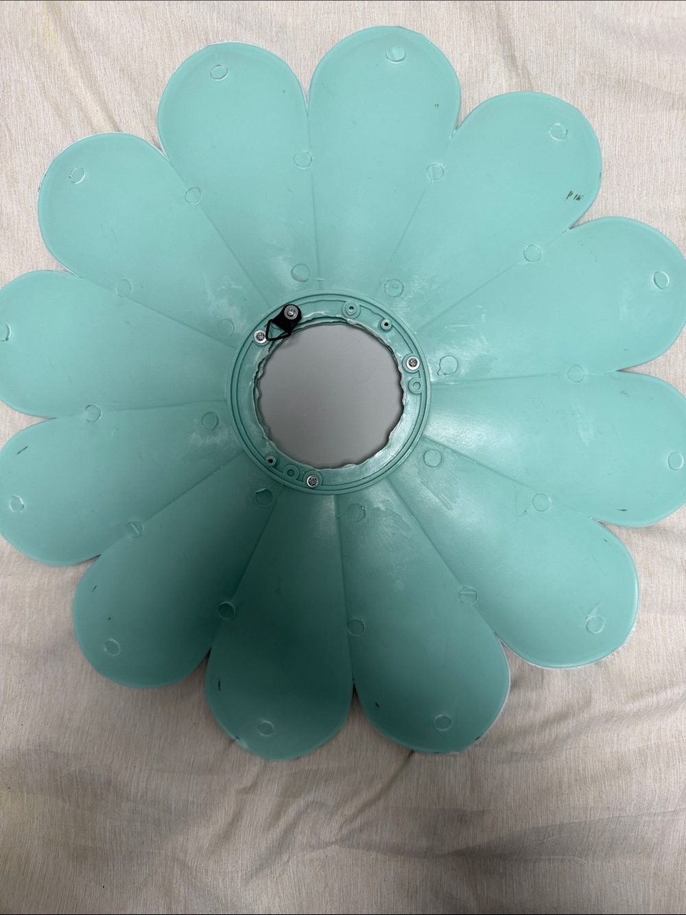 Teal Floral Plastic Wall Decor Set with Gold Accents - Picture 6 of 10